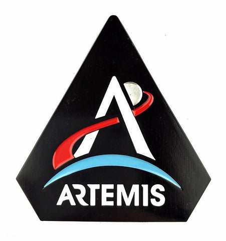 Artemis Black Pin